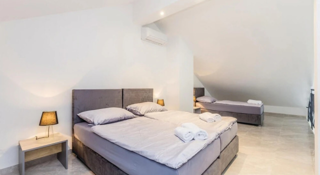 Beautiful Apartment in Krk With 2 Bedrooms, Wifi and Outdoor Swimming Pool