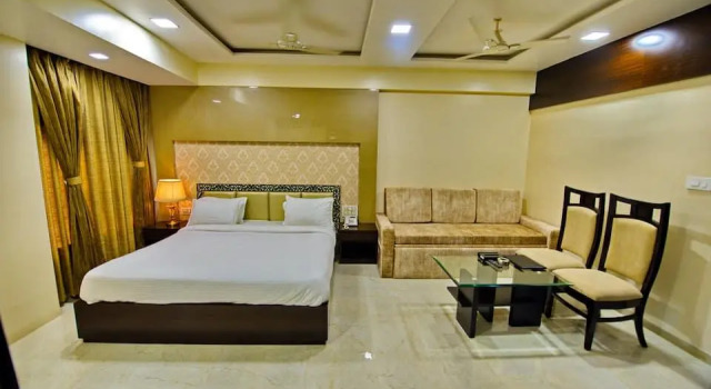 Кровать в общем номере (женский номер) Hotel Jannat