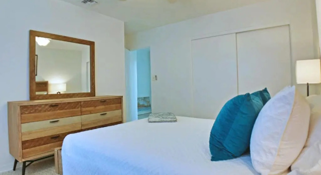 Shell Beach Hideaway 157, Забронировать Отель Сарасота Sarasota Area, рядом с Shell Beach