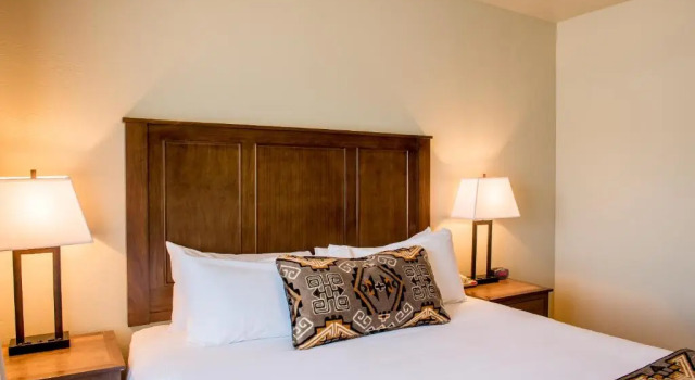 Люкс Superior Cedar Creek Lodge & Conference Center