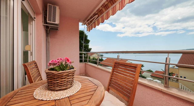 Апартаменты Comfort Apartment Tramontana with sea view