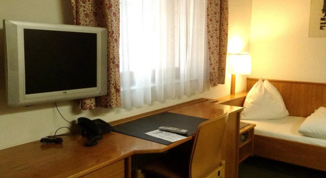 HOTEL ZILLNERs EINKEHR ***, Prenota Hotel Hotel SPA a Altheim, SPA