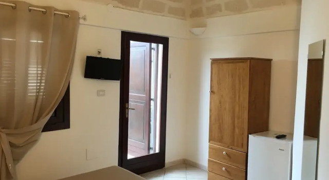 Klassisch Vierer Zimmer mit Balkon B&B Stellamarina