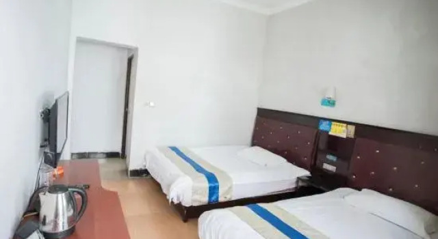 Tongxiang Xinfeng Hotel (Tongxiang Railway Station Runda International Branch), Rezerwuj Hotel Pingxiang Jiangxi
