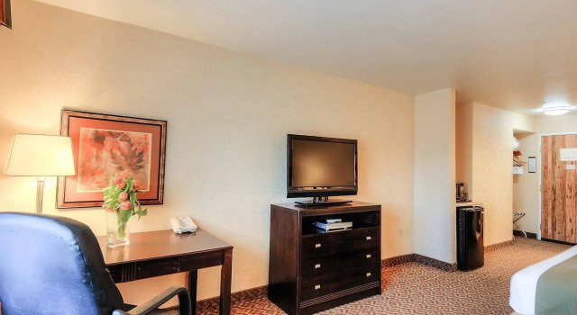 Holiday Inn Express Temecula by IHG
