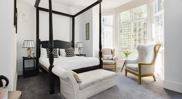 The Abbey Notting Hill, Забронировать Апартаменты/квартира Кенсингтон и Челси Лондон, рядом с The Reel Poster Gallery