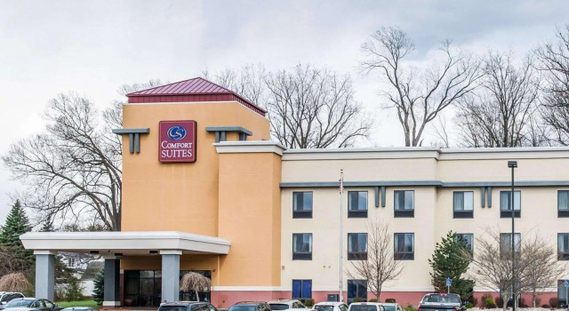 Номер Standard Comfort Suites Elkhart South