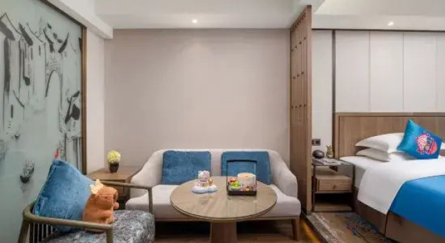 Двухместный люкс c 1 комнатой Oriental Hotel Tong Xiang