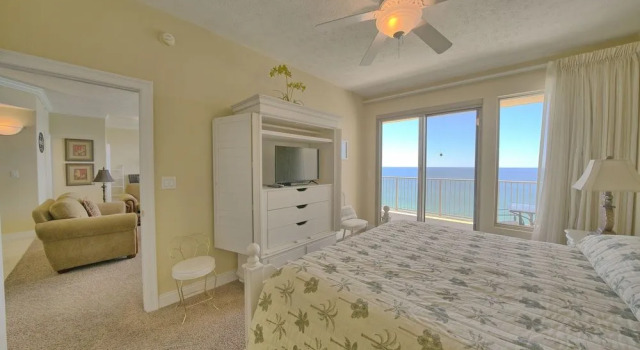 Gulf Crest Condominium #1806 - 2 Br Condo, Varaa Huoneisto Hotellit Panhandle Florida uima-altaalla, Uima-allas