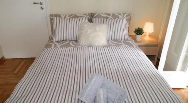 Charming Flat, 10' from Metro & 20' from Syntagma