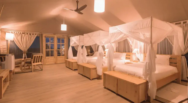 Трёхместный клубный номер Standard Maisha Sweetwaters Camp
