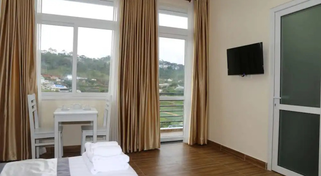 Relax Hotel And Coffee, Book Hotel Da Lat Lam Dong