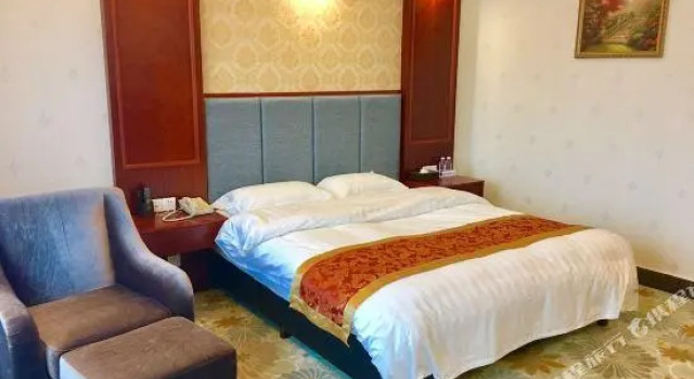Tian Tian Fu Yuan Hotel, Boek Hotel Hotels in Guangdong met parkeren, Parkeren
