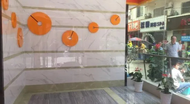 Seven Orange Hotel Shenzhen (Tianan Yungu Huawei Base Store), Забронировать Отель Шэньчжэнь Shenzhen Area, рядом с Штаб-квартира компании Huawei
