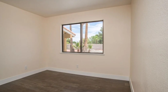 10B 9BA Mansion Sleeps 22 with Pool&Spa