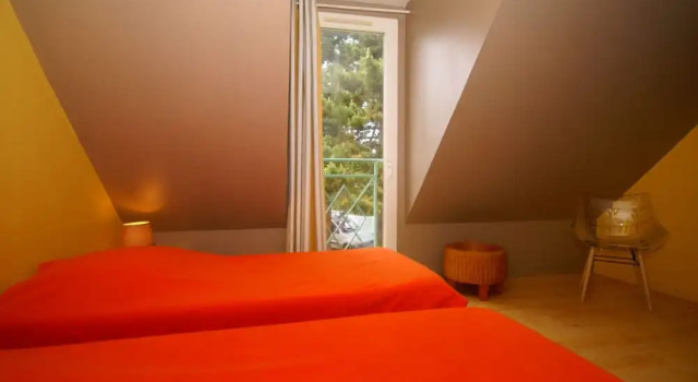 Comfortable Modern Villa Situated Near the sea, Varaa Villa Cancale 