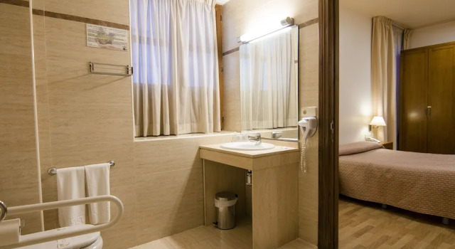 Двухместный номер Economy Цокольный этаж Hotel Granada Centro