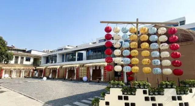 Fujiang Courtyard（Bell Tower Mosque Street Store)