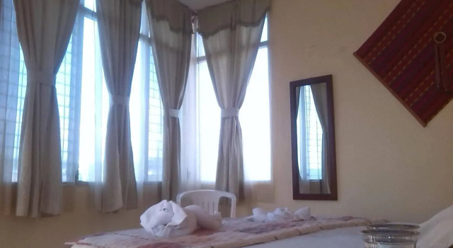Hotel Sabana, Đặt Khách sạn Khách sạn ở Flores bao gồm bữa sáng, Bữa sáng