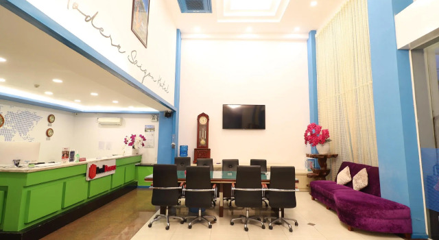 RedDoorz Plus near Hoang Van Thu Park 1, Забронировать Отель Отели Хошимина 3 звезды, 3*