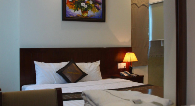 Ohana Hotel