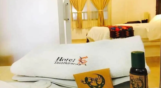 Полулюкс Hotel Teotihuacan