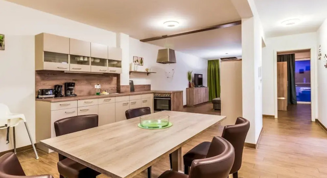 Luxuriose Ferienwohnung am Stormthaler See, Rezervați Hotel Großpösna 
