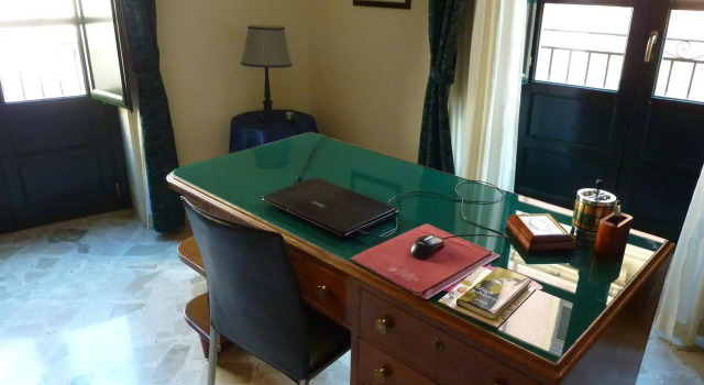 Sicilian Eagles, Book Hotel Palermo Sicilien