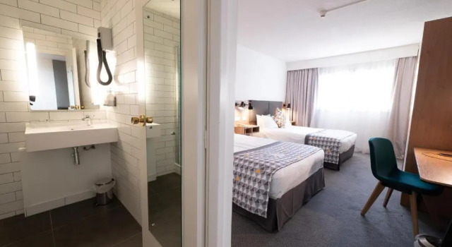 Şehir manzaralı Standart dört kişilik oda Holiday Inn Calais by IHG