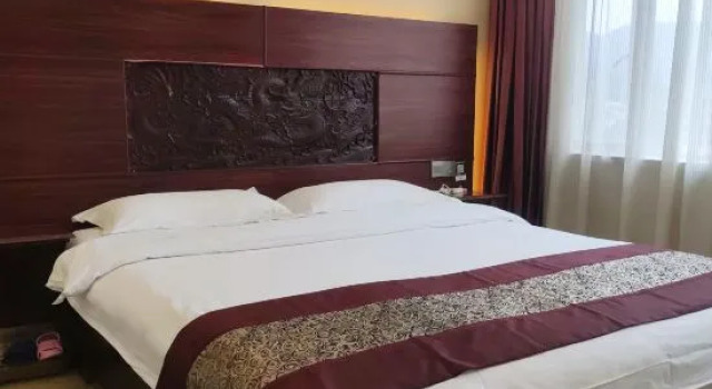 Люкс Standard Jinde Hotel