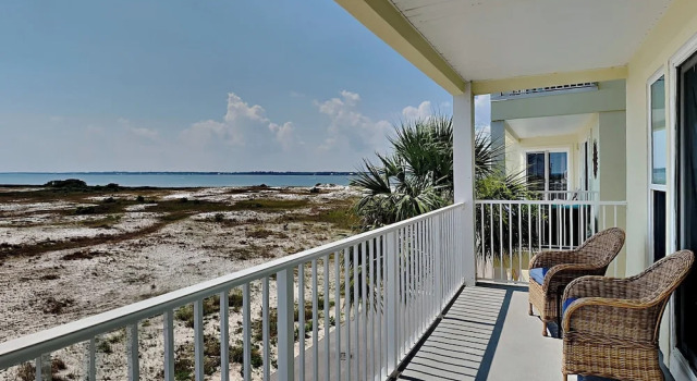 Номер Standard Gulf Island Condos II