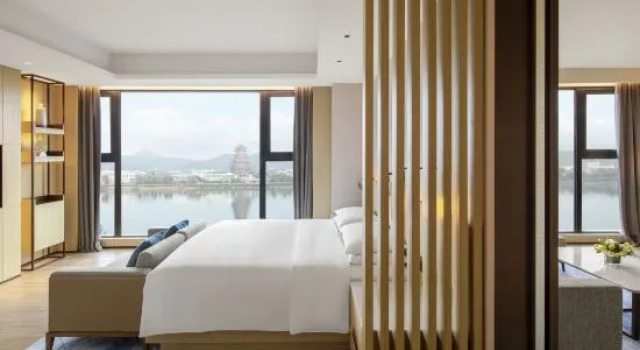 Premier Capsule Suining Marriott Hotel