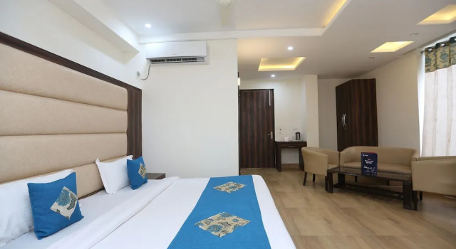 OYO 9667 Sashtrdhara Road, Rezervovat Hotel Déhrádún Uttarakhand
