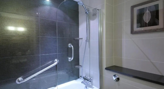 Двухместный номер Superior DoubleTree by Hilton London   West End