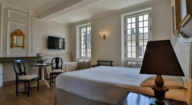 Трёхместный номер Deluxe Hotel Du Midi