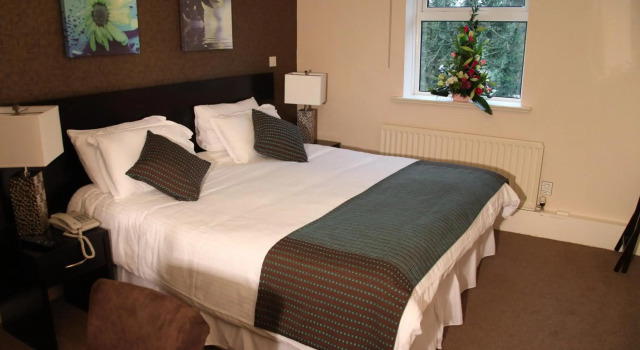 Greenvale Hotel, Забронировать Отель Кукстаун 