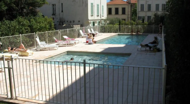 Апартаменты Spacious Luxury apt, 12 min walk to Croisette beach and Conf Centre