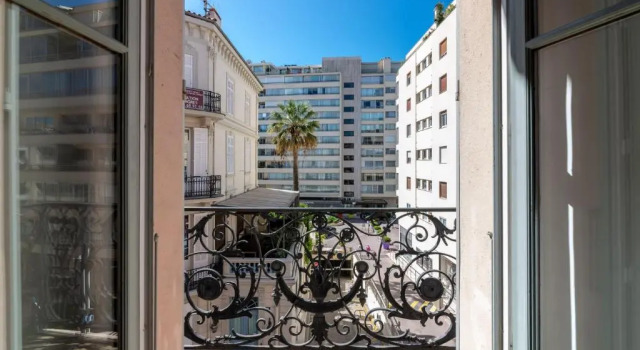 Апартаменты La Guitare 22 - Spacious 1 Br Apartment in the Center of Cannes, Right Behind Grand Hotel