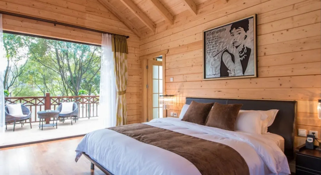 Люкс Midea Egret Lake Car Camp