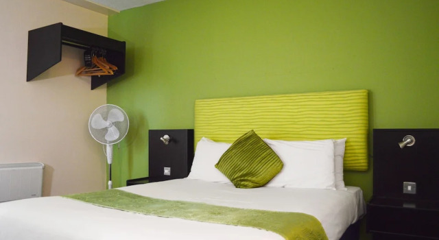 Номер Premier Metro Inns Walsall