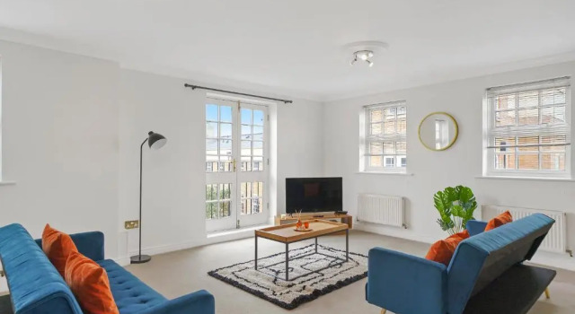 Апартаменты Large Duplex Penthouse in Central York - Parking