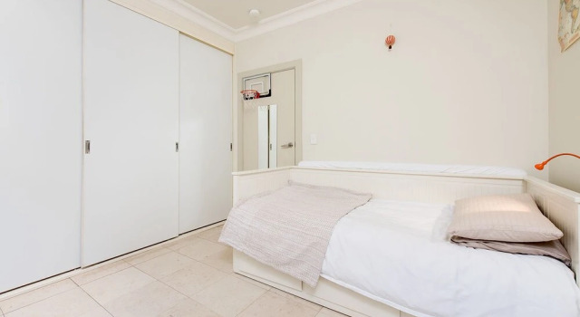 Stylish 2 Bdr Overlooking Parsley Bay H379, Prenota Casa vacanze Whale Beach New South Wales