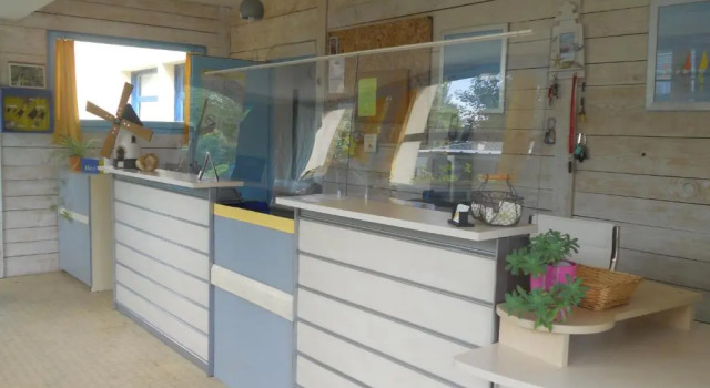 Camping de la Rive, Забронировать Кемпинг Нотр-Дам-де-Мон Vendée
