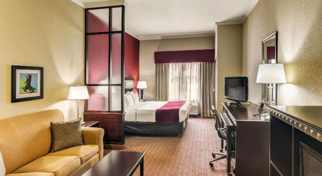 Двухместный люкс с балконом Motel 6 Fort Worth, TX – I-35 & I-20