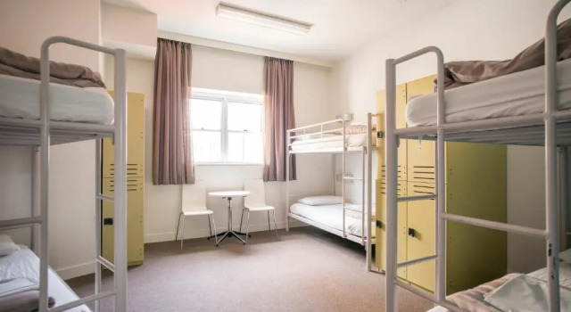 Кровать в общем номере (женский номер) YHA Sydney Harbour