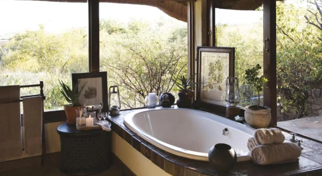 Люкс Tuningi Safari Lodge
