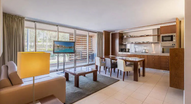 Résidence Pierre et Vacances premium Vila Das Lagoas, Забронировать Отель Бизнес-отели Алгарви, 4* 5*