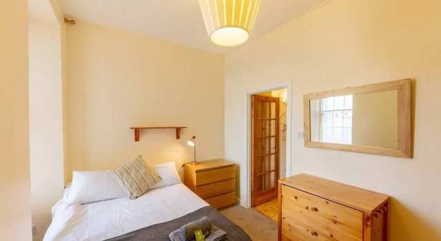 Апартаменты Cozy Apartment near The Meadows