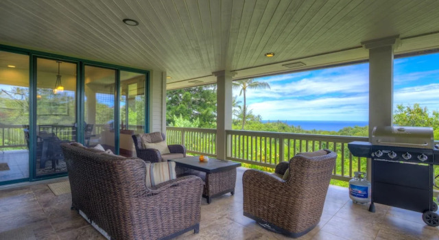 Коттедж Mauna Pua - A Four Bedroom Vacation Rental Home by RedAwning
