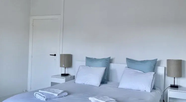 Коттедж с видом на город Instant Knokke